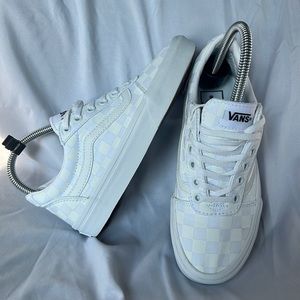 VANS Ward Low White/White Checkerboard • Womens Size 6